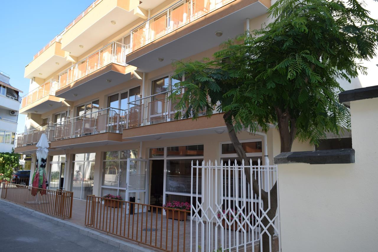 Hotel Eva Ravda Exterior foto